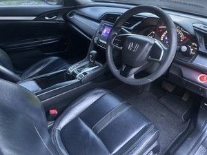 รถบ้าน รถมือสอง Honda Civic 1.8 i-VTEC รุ่น E เกียร์ Auto ปี 2016 โดย หญิงรถบ้าน รถมือสองขอนแก่น ราคาถูก ผ่อนสบาย